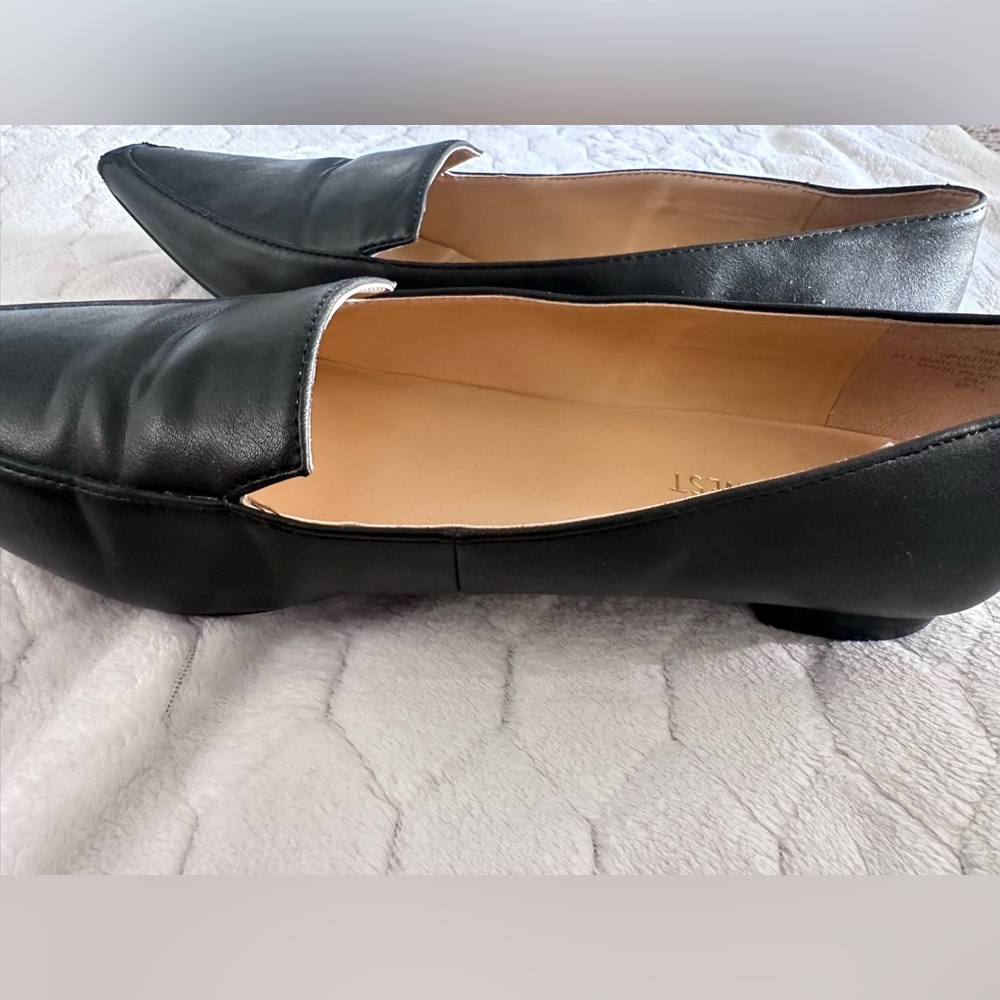Nine West Black Pointed-Toe Slip On Flats Sz 9 - Picture 4 of 7